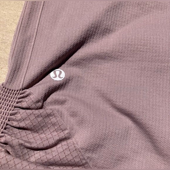 Lululemon Awakening Crop Taryn Toomey Collection 17” Misty Mauve - Size 6 - Picture 8 of 11